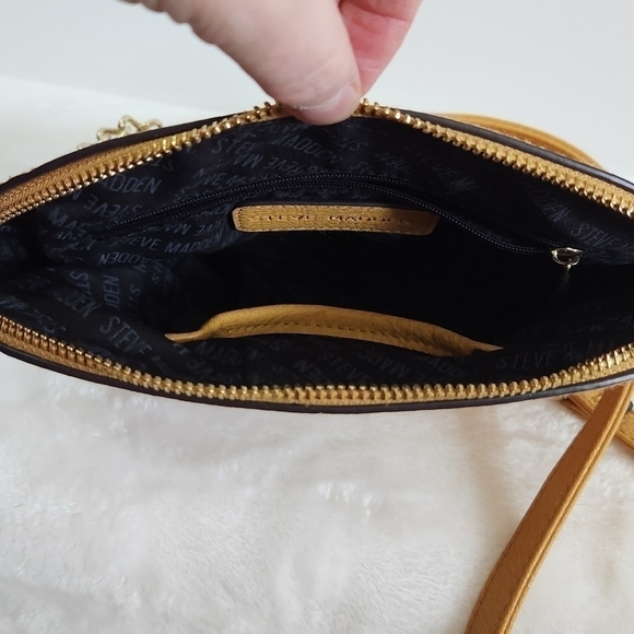 STEVE Madden Mustard Yellow Gold Chain Faux Leather Crossbody Bag Purse - Picture 13 of 14